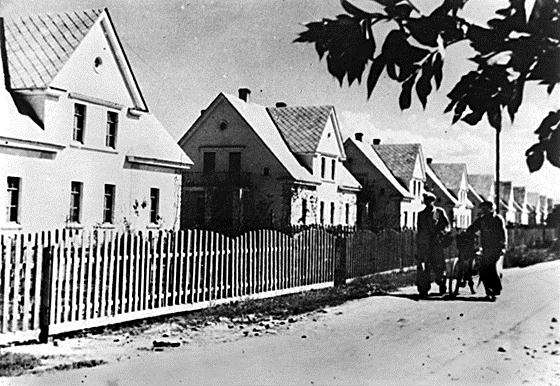 File:Uued majad põlevkivibasseinis Kukruse asunduses 1949.jpg